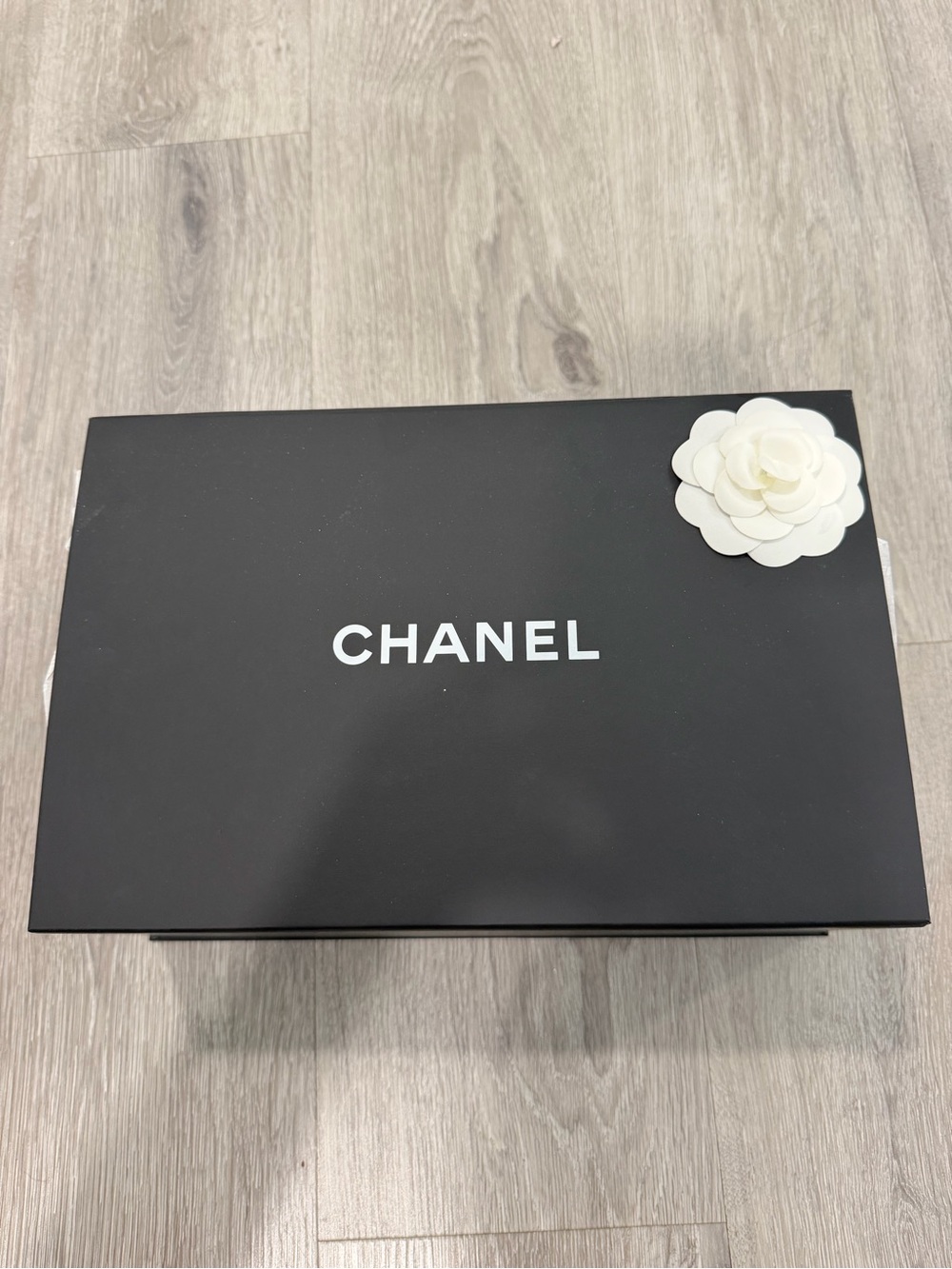 Chanel Classic Quilted Flap lamb skin Bag in Black with Gold Hardware like NEW - Picture 3 of 17